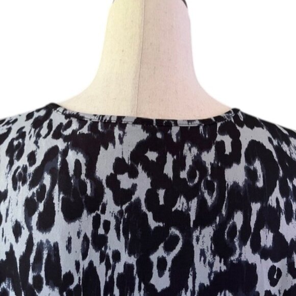 Joan Rivers Black and Grey Animal Print Tank Top Cami Sequin Front Plus 2X NWT - Picture 10 of 14